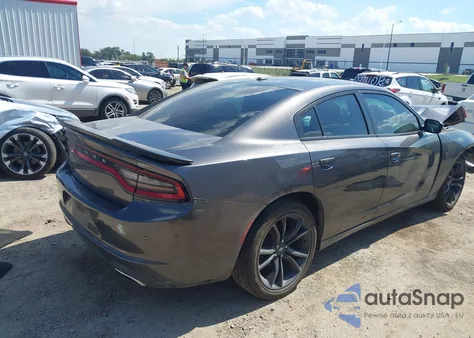 2018 Dodge Charger Sxt Rwd z USA, uszkodzony, nr VIN 2C3CDXBG4JH196725